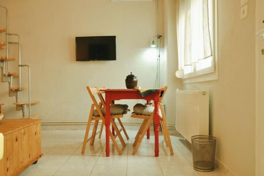 Apartment Tasoulashome 1-μονοκατοικια με αυλη